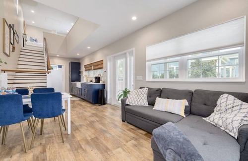Downtown Dunedin House | Spacious & Modern Tiny Home w/Pool in Downtown Dunedin