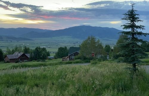 Star Valley Ranch Cabin | Spacious Mountain retreat with scenic valley views!