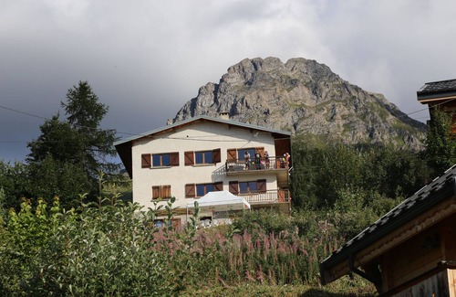 Albiez-le-Vieux Apartment | Spacious mountain apartment with panoramic view