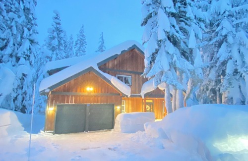Hyak House | Spacious Mountain House at Summit at Snoqualmie located at end of cul-de-sac