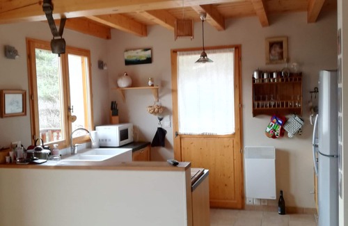 Jausiers Ski Chalet | Spacious mountain chalet for families. Walks, skiing, mountain biking, whitewater, golf
