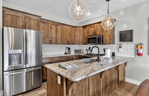 Brian Head Condo | Spacious Mountain Townhome | Game Room + Near Slopes