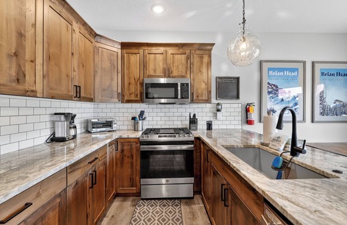 Brian Head Condo | Spacious Mountain Townhome | Game Room + Near Slopes