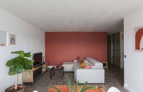Asiatique Apartment | Spacious nest with view of Paris, unoverlooked