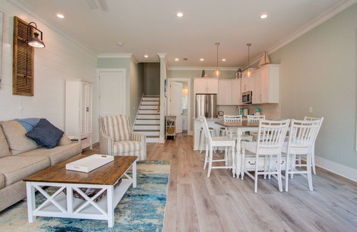 Gulf Shores House | Spacious New Construction Cottage