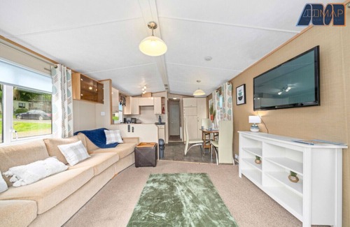 Arrochar RV Rental | Spacious NEW Loch Lomond - ArdLui Sleeps 7!