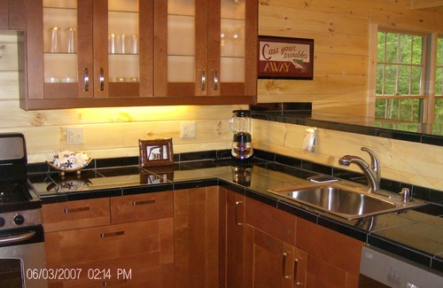 Belgrade Cabin | Spacious Newer Modern Home