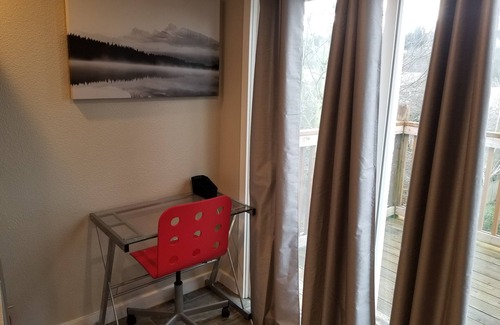 Mount Baker House | Spacious newly remodeled 3br 2ba in heart of the Seattle