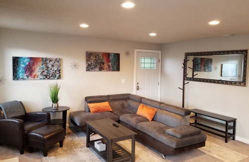 Mount Baker House | Spacious newly remodeled 3br 2ba in heart of the Seattle