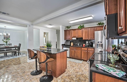 Read Boulevard East House | Spacious NOLA Home: 10 Mi to French Quarter