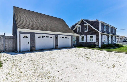North Truro House | Spacious North Truro Beachfront Home