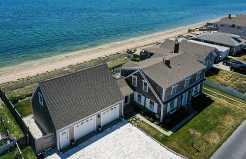 North Truro House | Spacious North Truro Beachfront Home