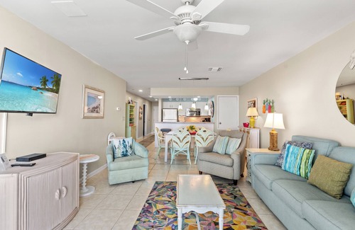 North Myrtle Beach Condo | Spacious oceanfront condo, with wonderful views + Free Attraction Tickets!