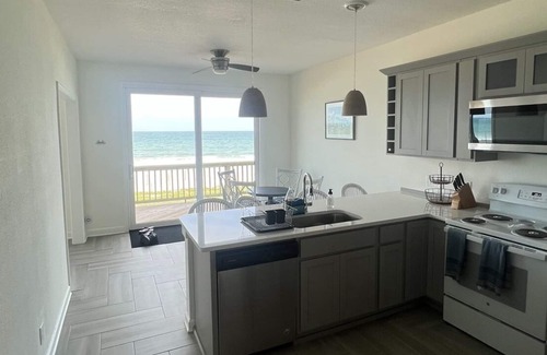 South Ponte Vedra Beach House | Spacious Oceanfront Home 🌊 "Casa del Sol Naciente" 🌅 “House of the Rising Sun”