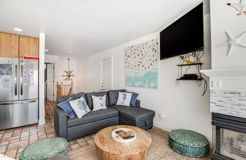 Rockaway Beach House | Spacious, oceanfront home with patio & private hot tub - dog-friendly