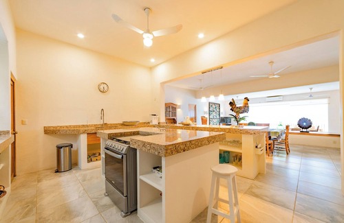 Santa Maria Huatulco Condo | Spacious Oceanfront Condo - Steps to the Beach