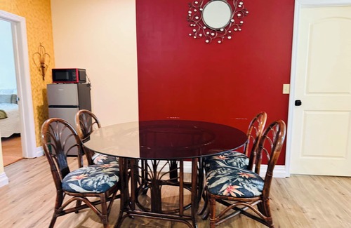 Hakalau Apartment | Spacious Oceanfront Retreat | Enjoy Outdoor Games & BBQ Fun