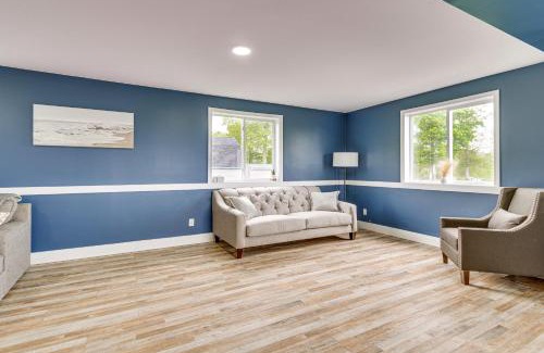 Oswego House | Spacious Oswego Home 6 Mi to Fort Ontario!