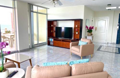Manta Apartment | Spacious PentHouse