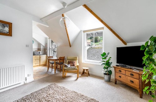 Beer Apartment | Spacious, period building top-floor flat in heart of Beer, 3 minute walk to beach