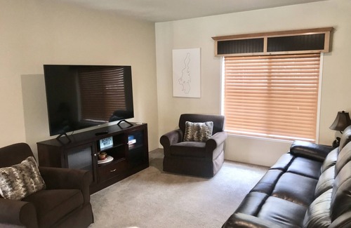 Priest River House | Spacious Priest Lake getaway for a family vacation, group golf or fishing trip.