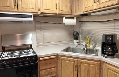 Lancaster House | Spacious, Private, and Affordable RV
