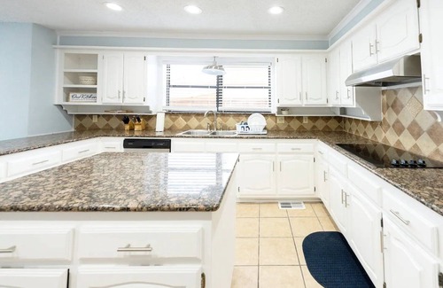 Abilene House | Spacious & Private Getaway in Heart of Abilene!