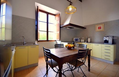 Bunyola Villa | Spacious property on a hill directly in Bunyola with beautiful views