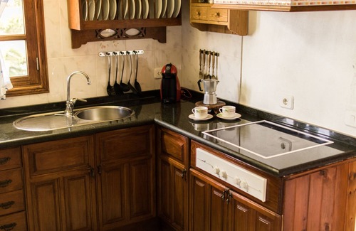 Guime Ski Chalet | Spacious, quiet house with heated pool and large garden.