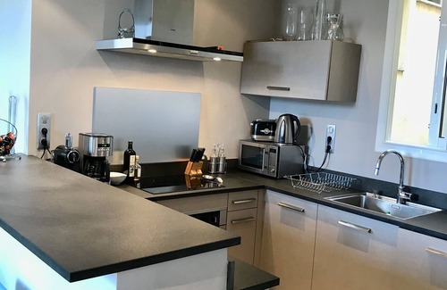 Carnot Apartment | Spacious, quiet and sunny apartment close to Palais des Festivals and Croisette
