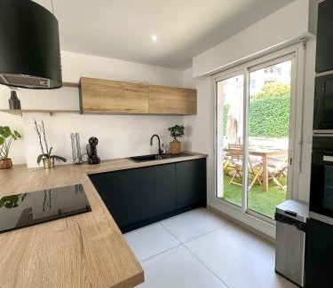 Saint Philippe Apartment | Spacious, quiet apartment