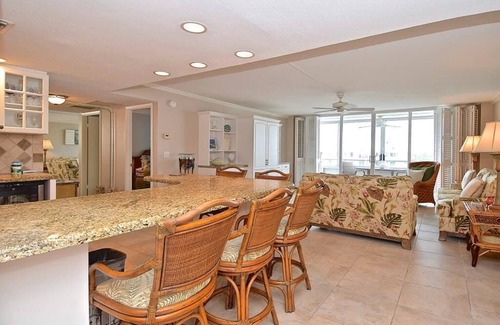 Siesta Key Condo | Spacious & Quiet at Fishermans Haven on Siesta Key. Private Beach, Heated Pool, Fish on the Bay. FH6