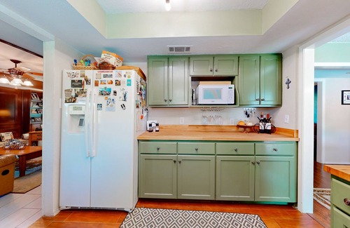 Brushy Creek House | Spacious, quiet suburban home on two acres with backyard pool, balcony, & pond