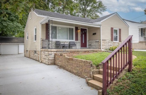 St. Charles Historic District House | Spacious Ranch, Walk to Main!