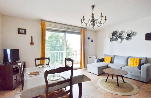 Evian-les-Bains Apartment | Spacious refurbished apartment with balcony and garage, near city center