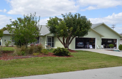 Pelican House | Spacious, remodeled, perfect for two family gatherings,