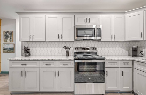 Ellijay House | Spacious renovated Mountain House in Coosawattee River Resort