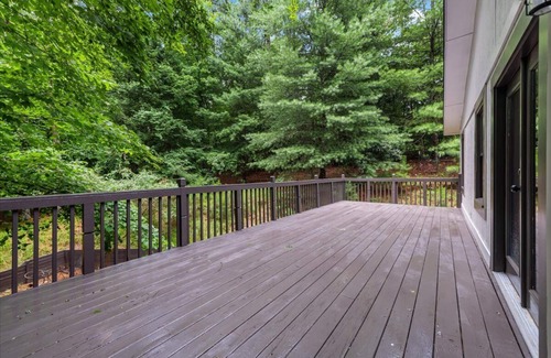 Ellijay House | Spacious renovated Mountain House in Coosawattee River Resort