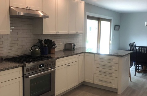 North Truro House | Spacious renovated Beach Home Pet friendly, air, outdoor shower, close to beach