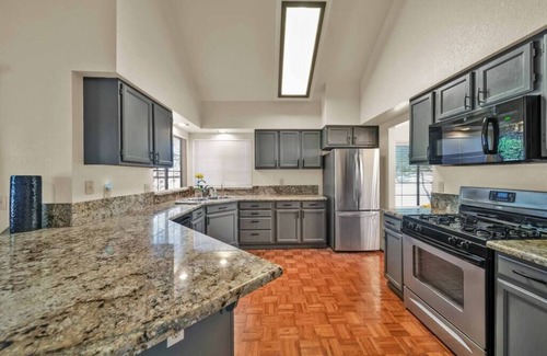 Redding House | Spacious Resting Place!