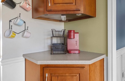 Indianapolis House | Spacious Retreat Near Eagle Creek Park – Modern Comfort & Entertainment