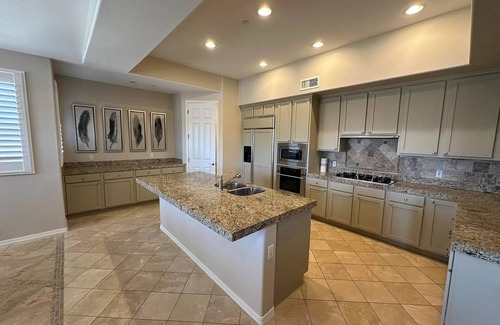 Fountain Hills Condo | Spacious retreat in beautiful Fountain Hills. Close to everything!
