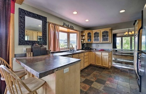 Tamarack Resort Apartment | Spacious Riverfront Retreat with Bar/Game Room and Large Bunk Room | Sleeps 22+