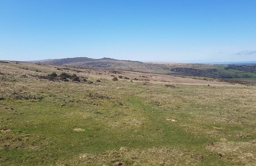 Moretonhampstead Ski Chalet | Spacious Riverside Lodge in a beautiful wooded Dartmoor valley **pet friendly**