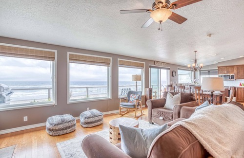 Rockaway Beach House | Spacious Rockaway Beach Oceanfront with King Suite, Panoramic Views, Hot Tub!