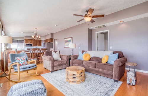 Rockaway Beach House | Spacious Rockaway Beach Oceanfront with King Suite, Panoramic Views, Hot Tub!