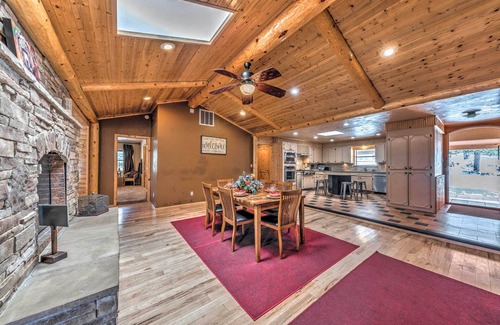 Ruidoso House | Spacious Ruidoso Home w/Hot Tub & Fireplaces