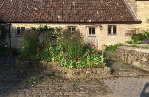 Witham Friary House | Spacious rural Barn Conversion