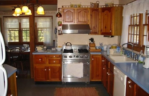 West of Town House | Spacious Saltbox Colonial close to town and beaches