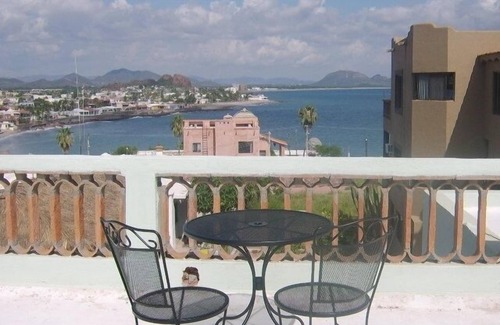 Villa Hermosa Villa | Spacious San Carlos Villa
